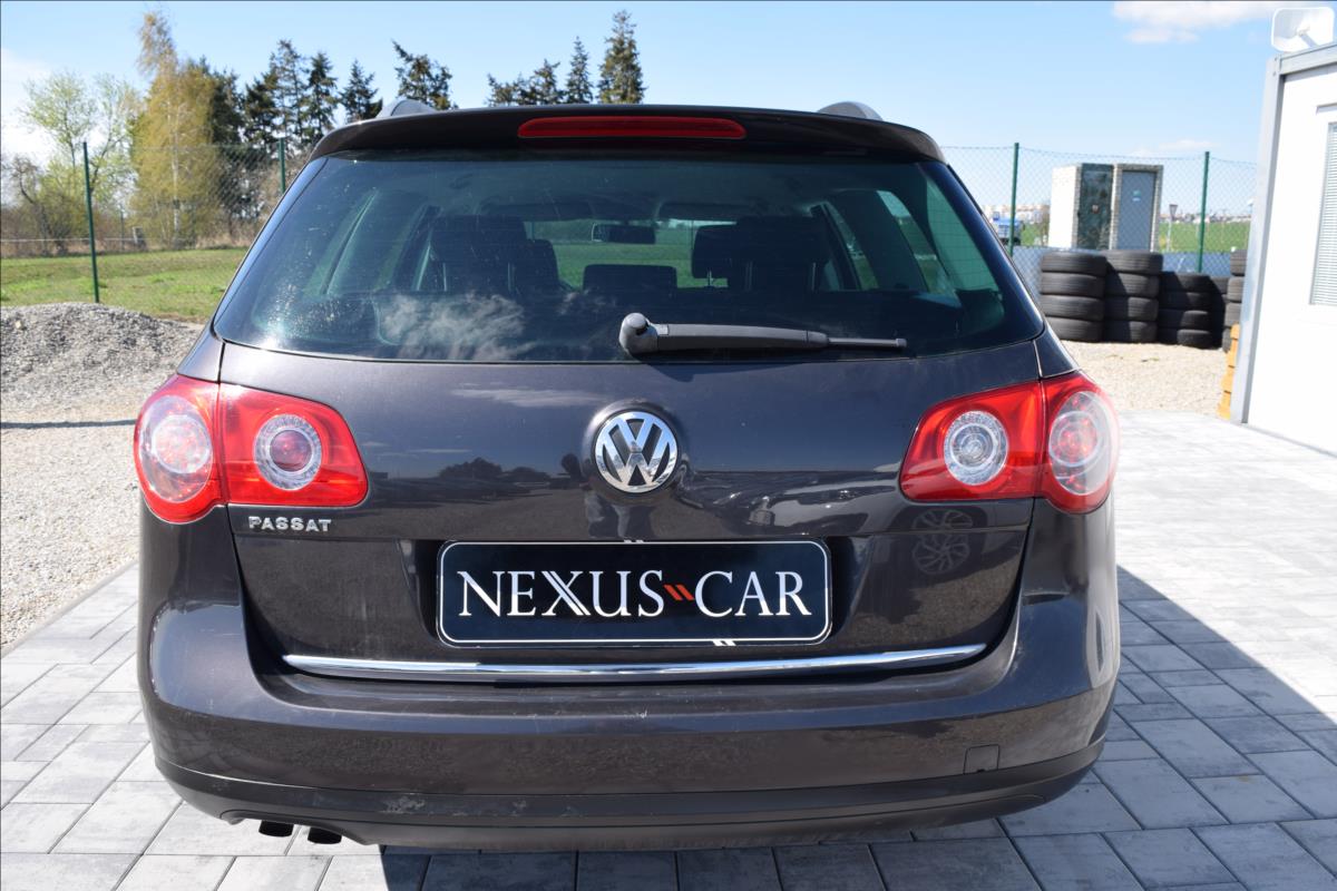 volkswagen-passat-1-9-tdi-77kw-klima-1xmajitel - 4