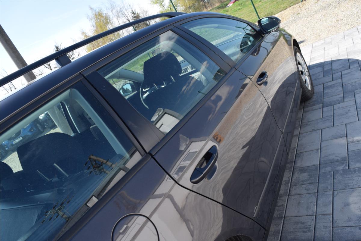 volkswagen-passat-1-9-tdi-77kw-klima-1xmajitel - 8