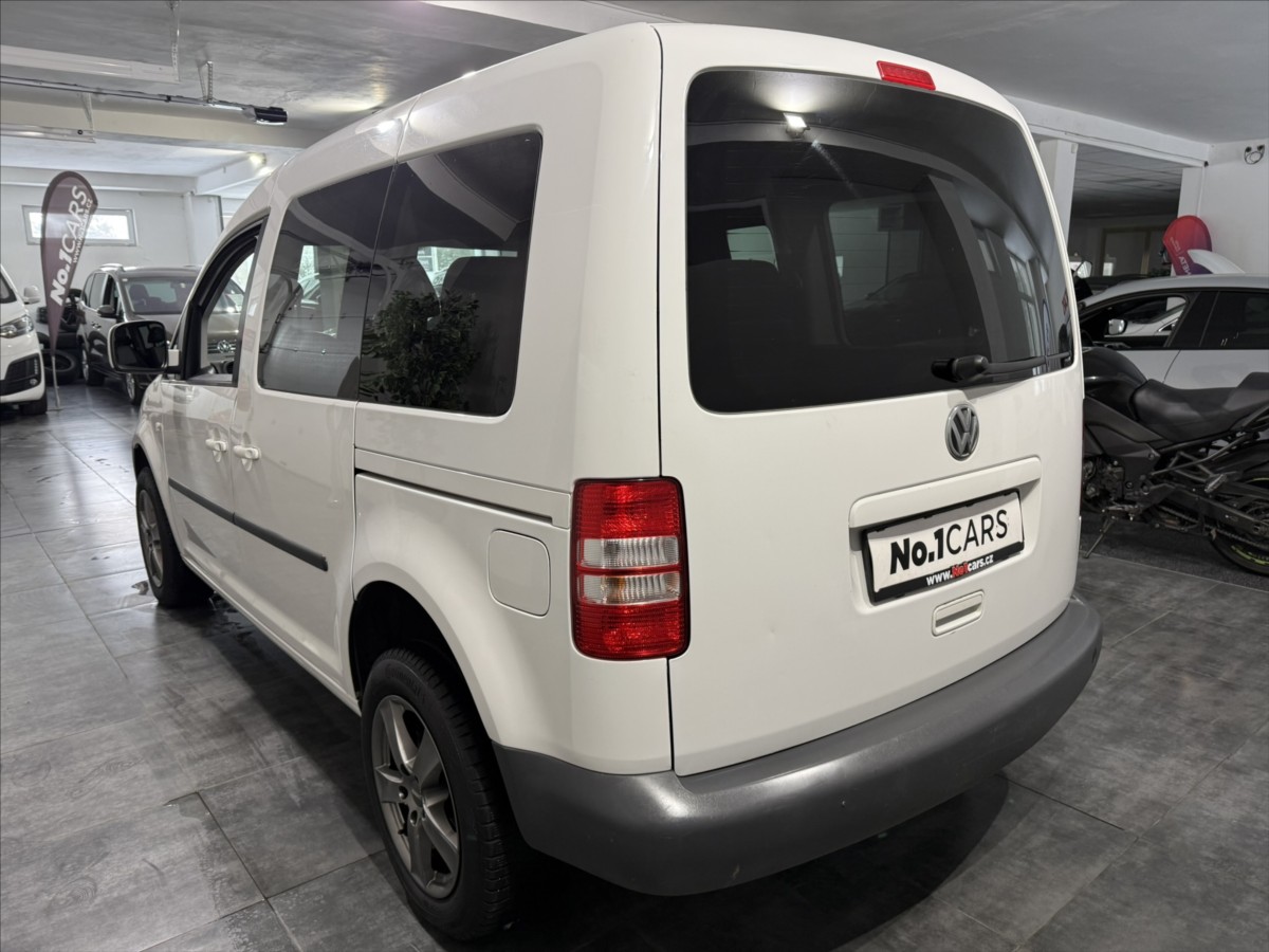 volkswagen-caddy-2-0-tdi-4x4-trend-vyhrev - 3