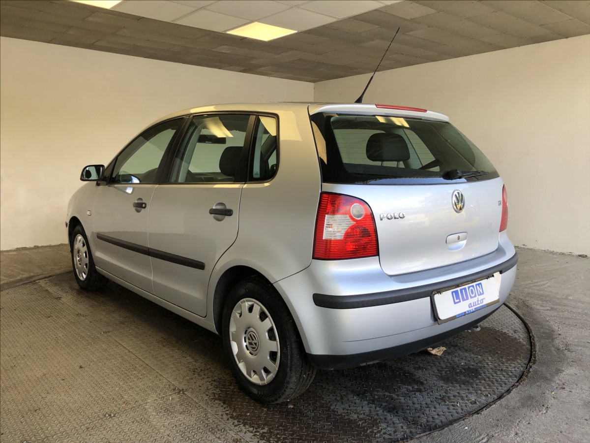 volkswagen-polo-1-2-htp - 4