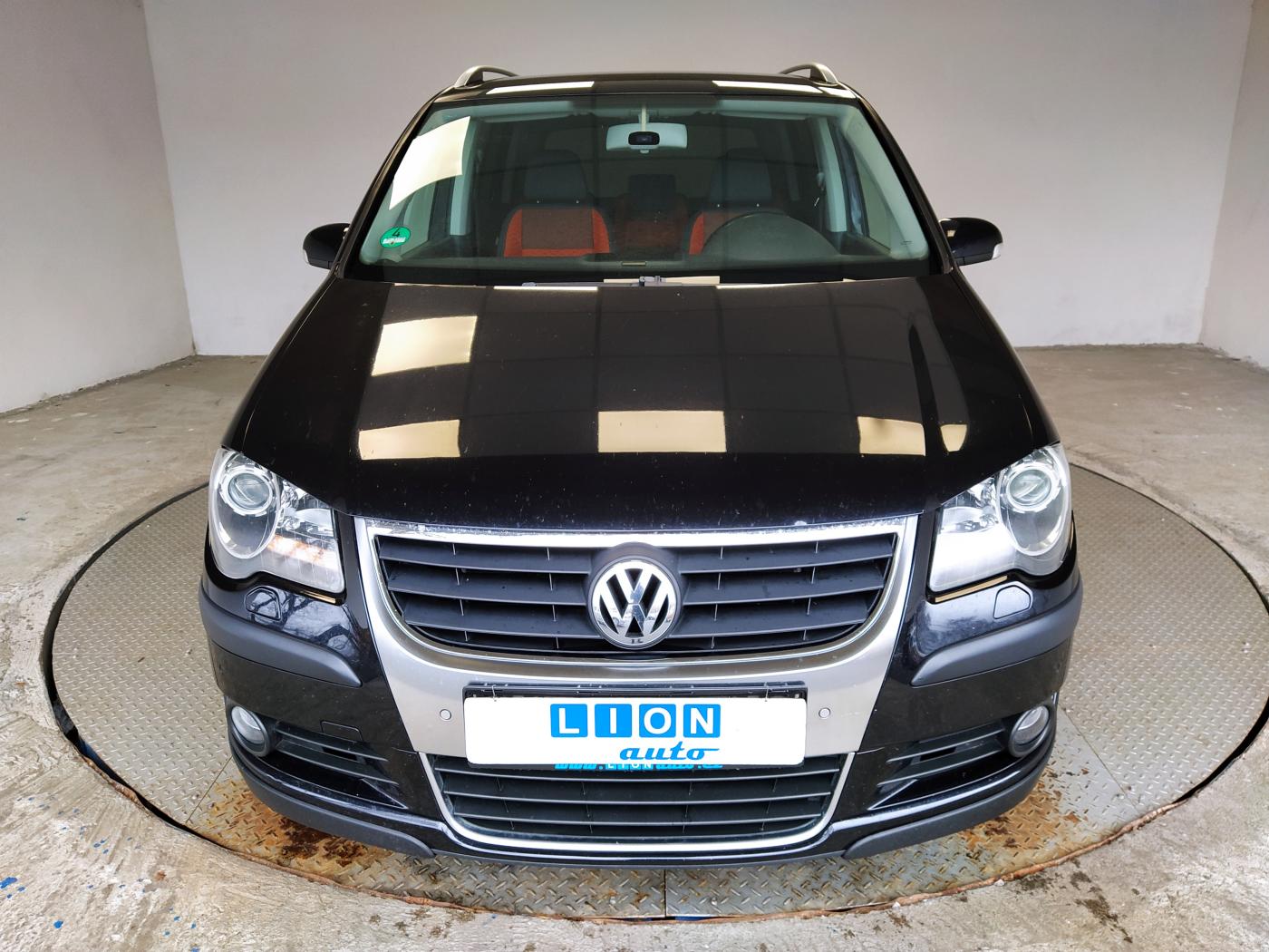 volkswagen-touran-1-4-tsi-103kw-crosstouran - 1