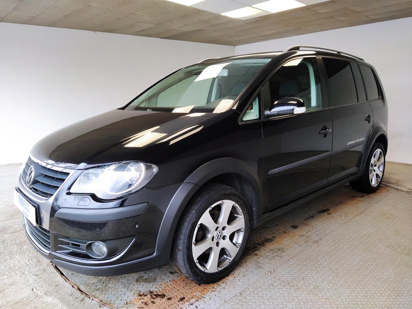 volkswagen-touran-1-4-tsi-103kw-crosstouran - 2