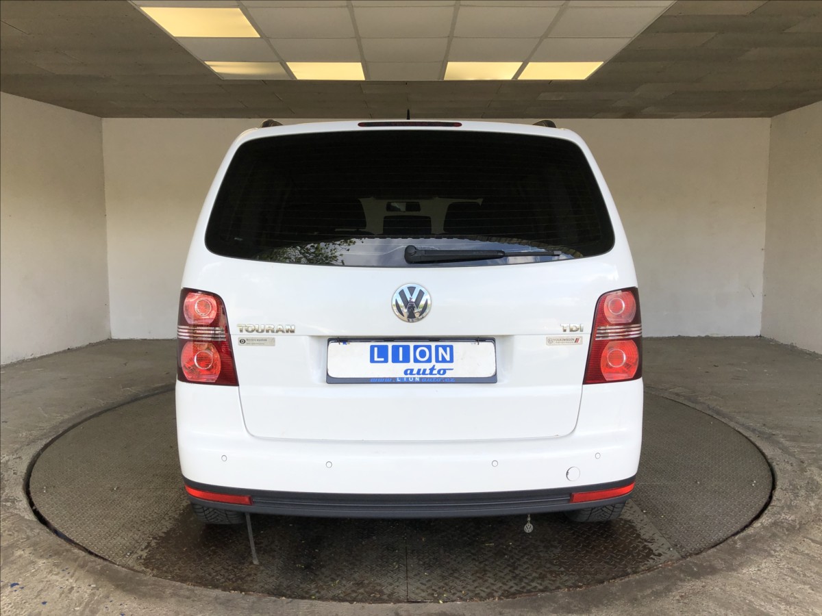 volkswagen-touran-1-9-tdi-trendline - 5