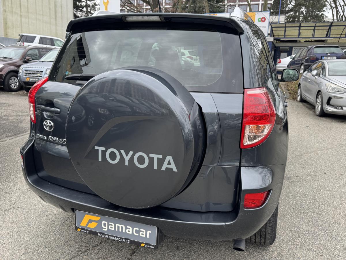 toyota-rav4-2-2-nova-spojka-1-majitel - 9