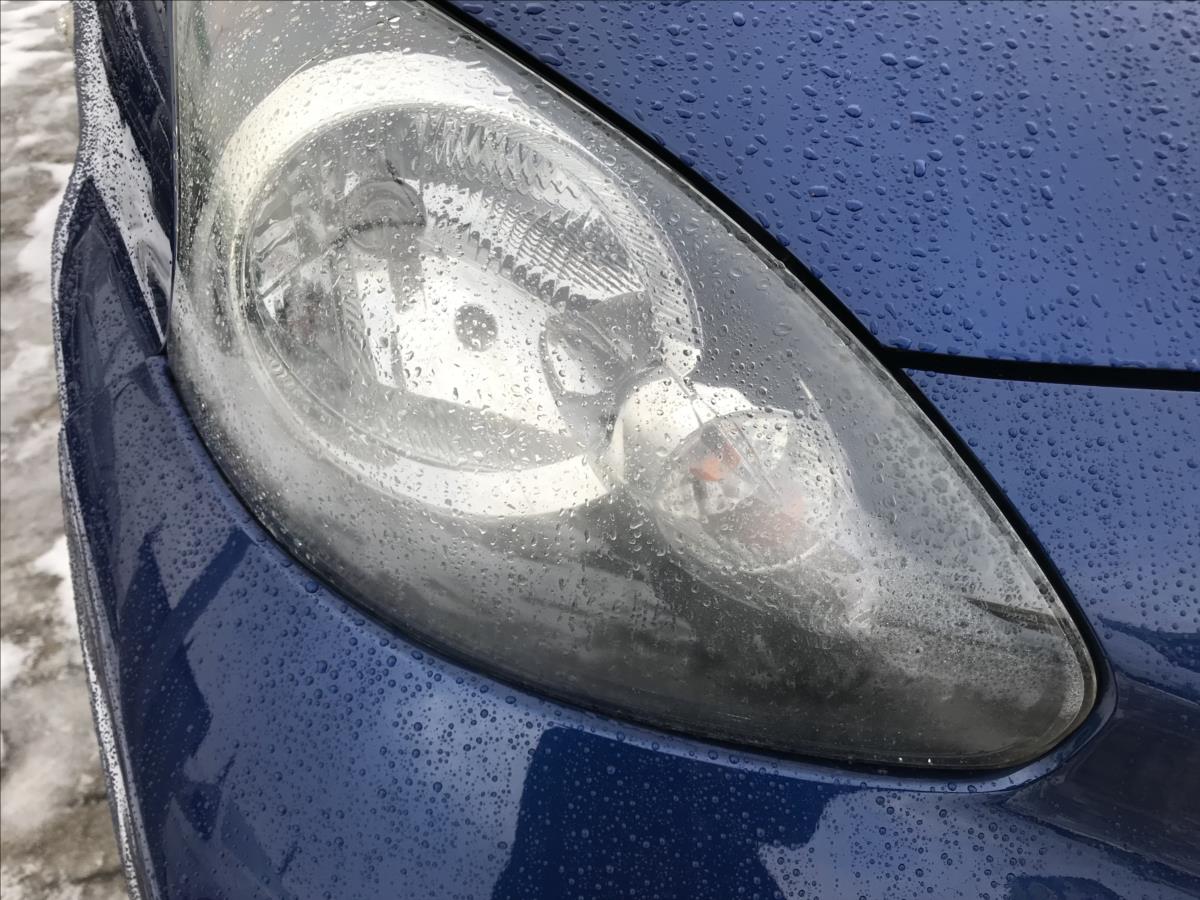 toyota-aygo-1-0 - 8
