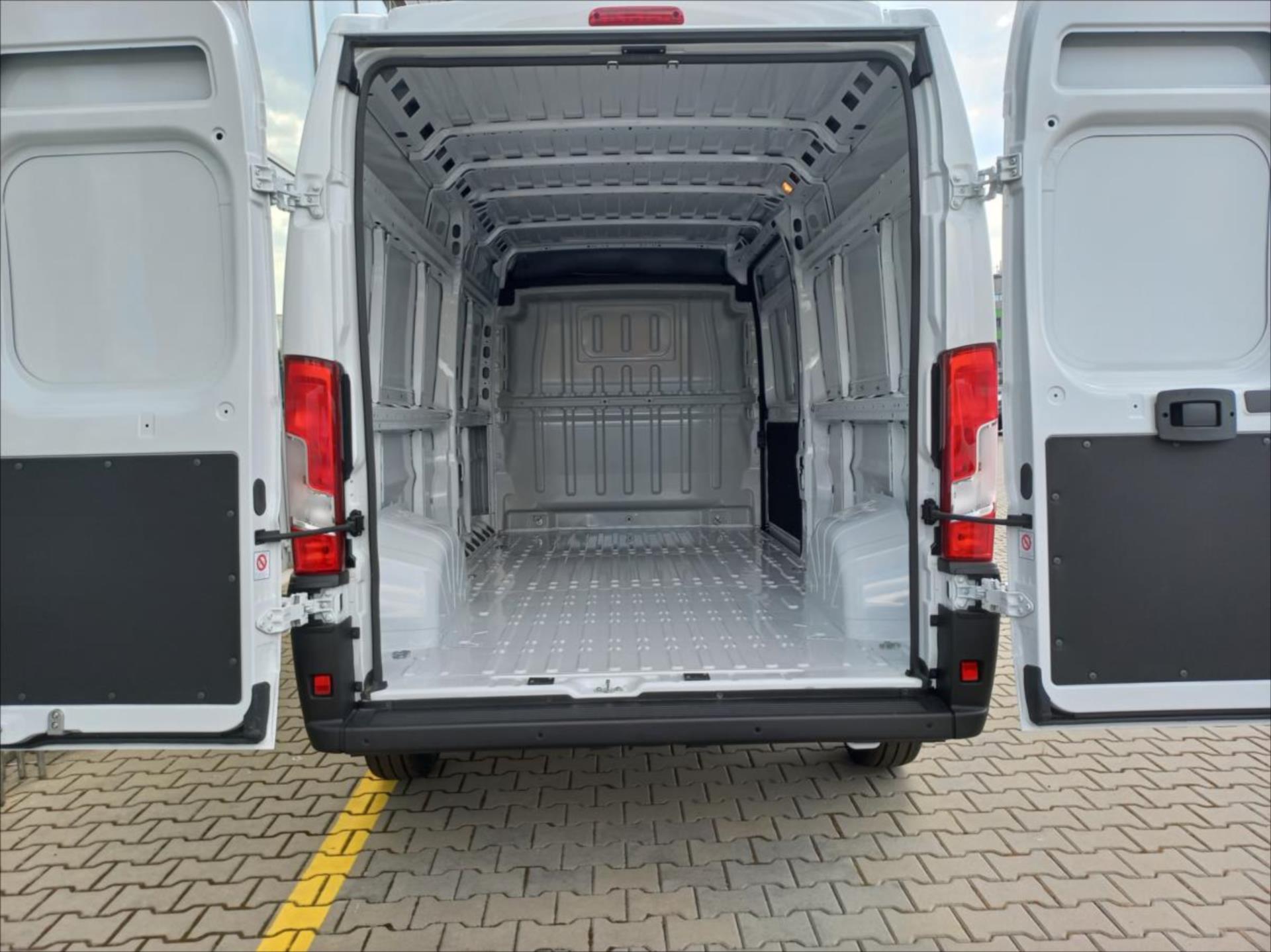 fiat-ducato-2-2-mtj-180k-maxi-l3h2-35 - 6