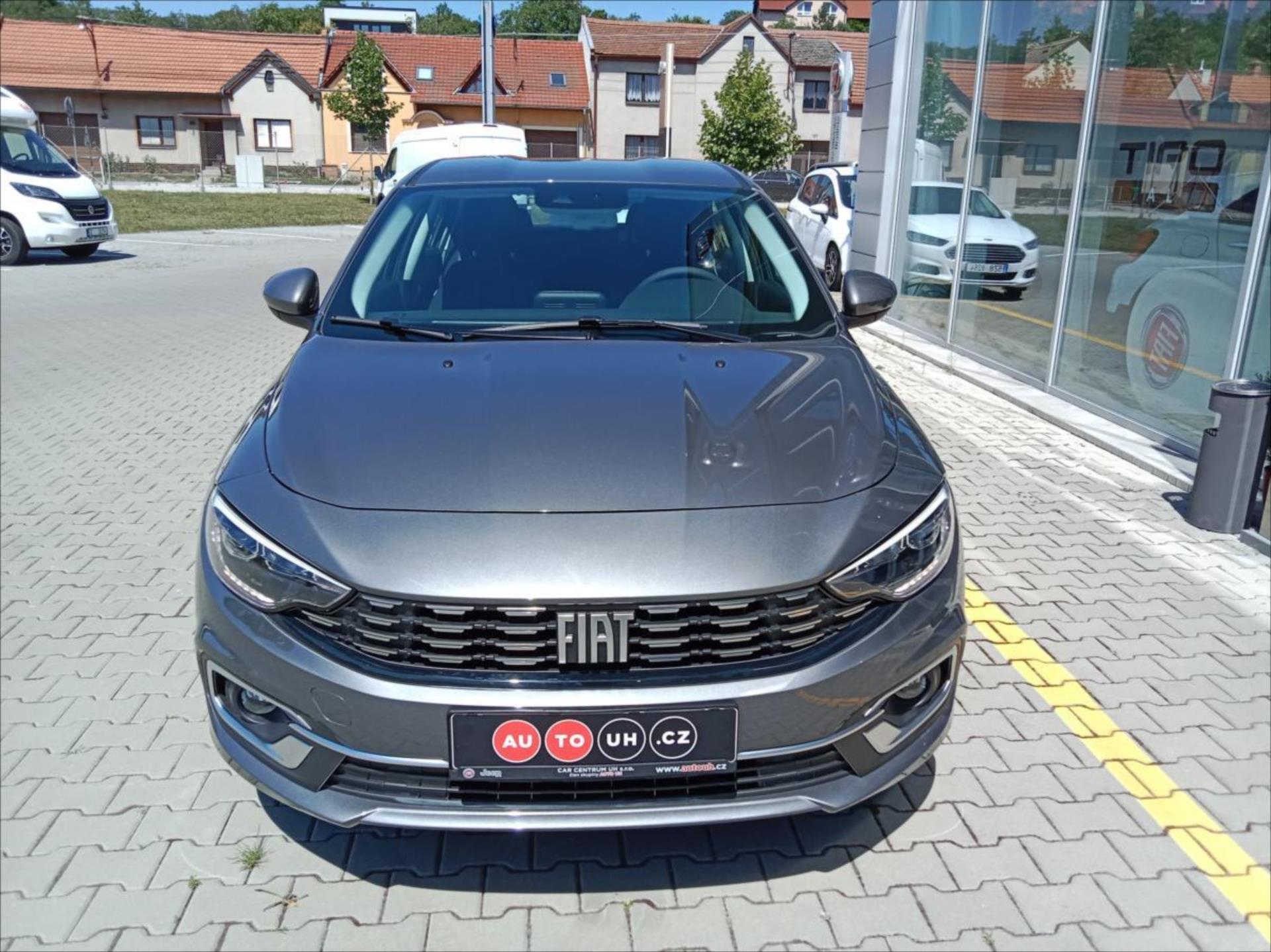 fiat-tipo-1-0-firefly-100k-life - 2