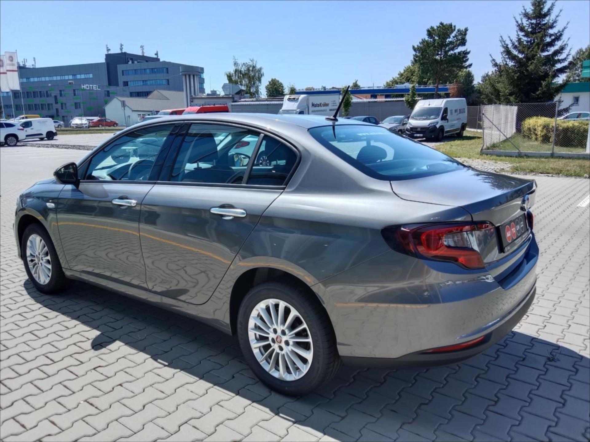 fiat-tipo-1-0-firefly-100k-life - 5