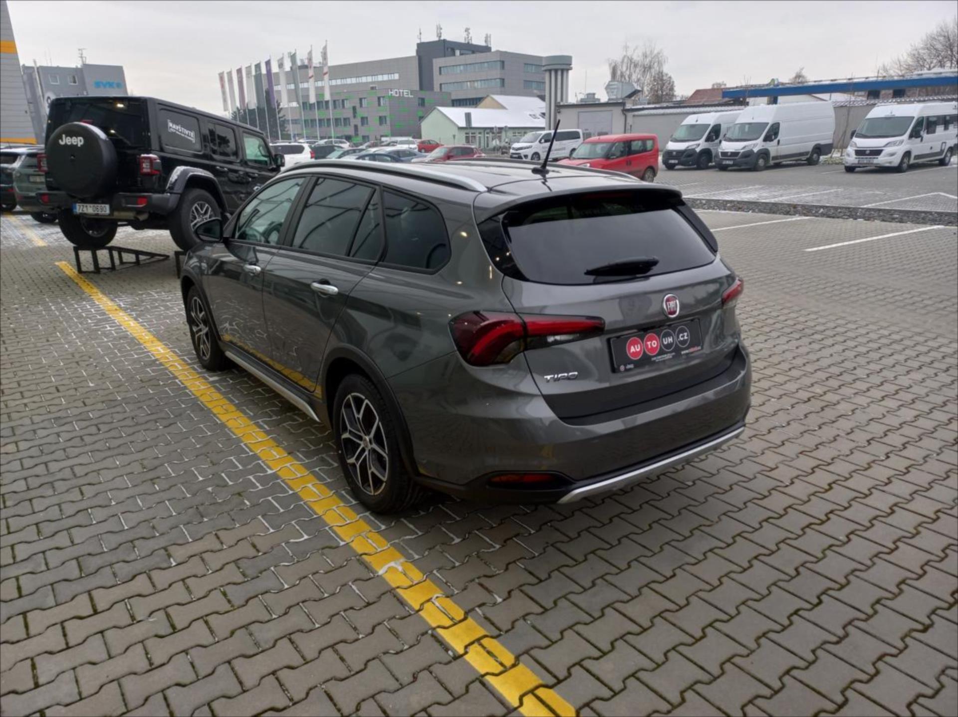 fiat-tipo-1-0-firefly-100k-sw-cross-high - 4