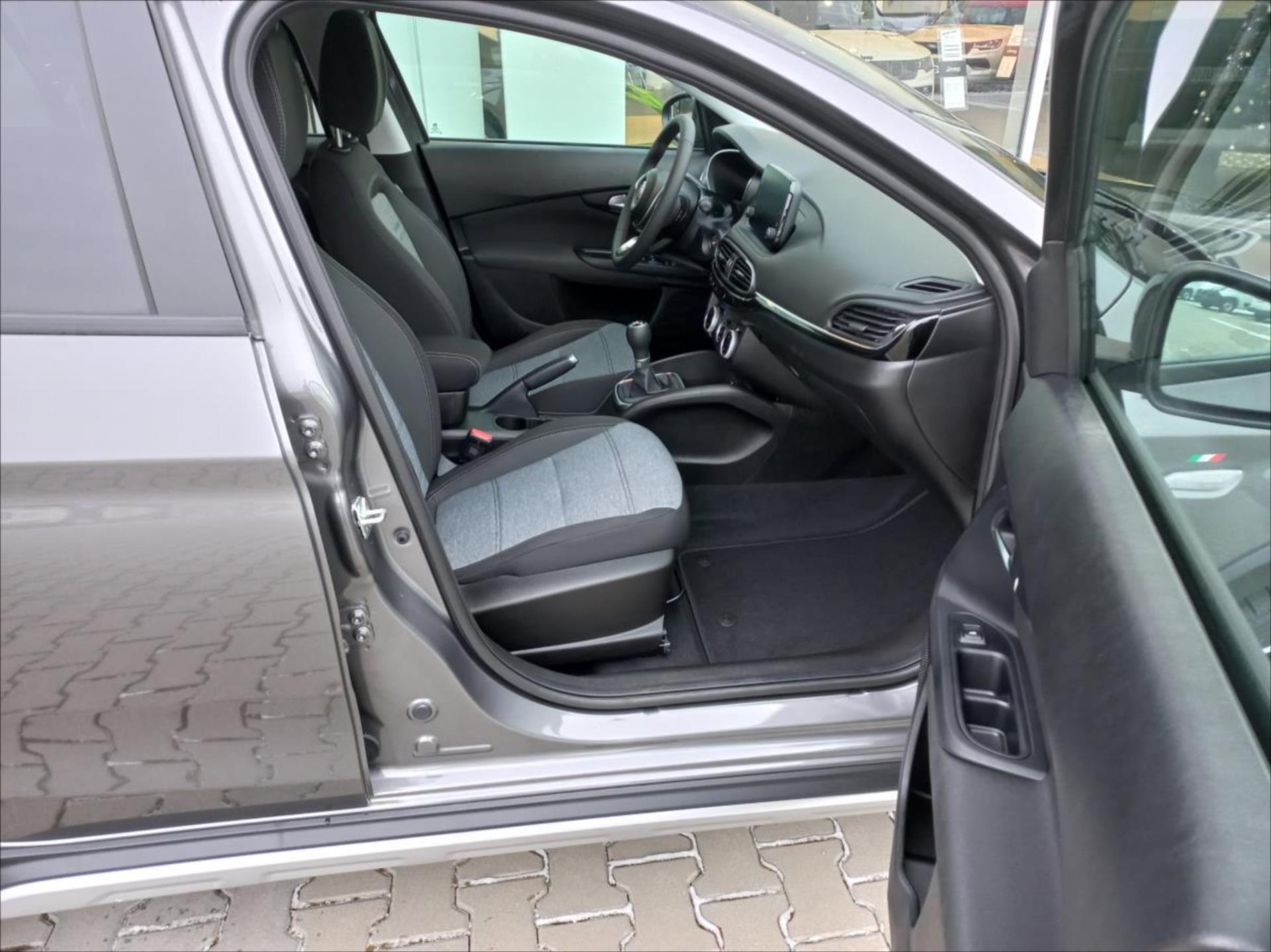fiat-tipo-1-0-firefly-100k-sw-cross-high - 8