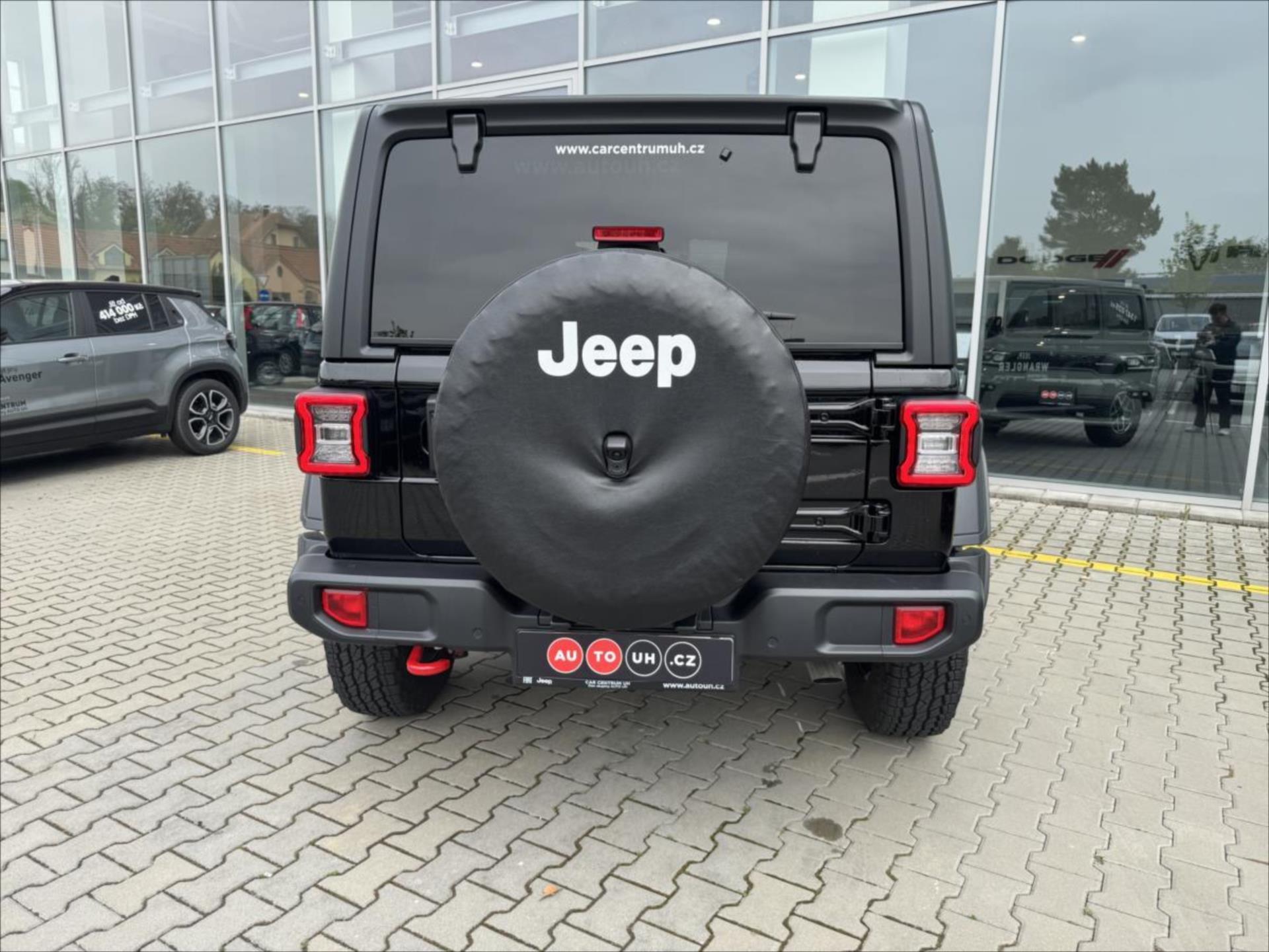 jeep-wrangler-2-0-turbo-4wd-8at-rubicon - 4