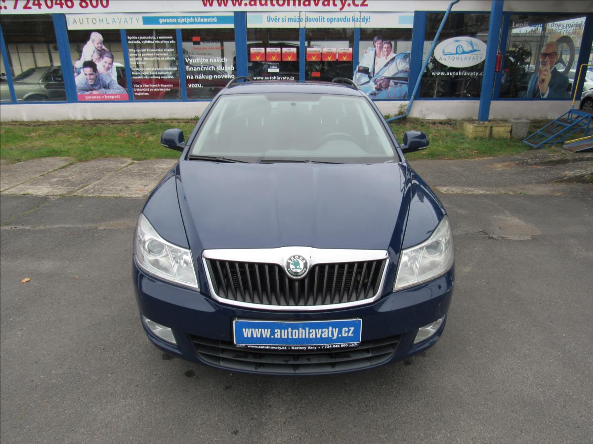 skoda-octavia-1-6-tdi-cr-dpf-ambition-combi - 1