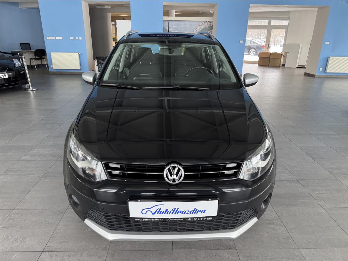 volkswagen-polo-1-2-cross-77kw-servisni-knizka - 1