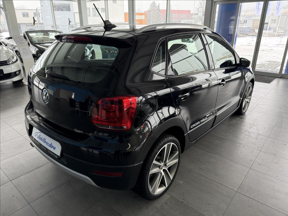 volkswagen-polo-1-2-cross-77kw-servisni-knizka - 5