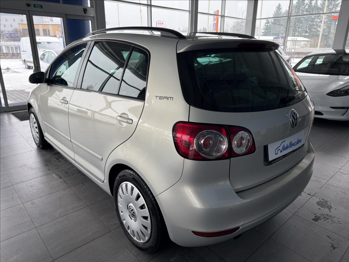 volkswagen-golf-plus-1-2-tsi-77kw-serviska - 3