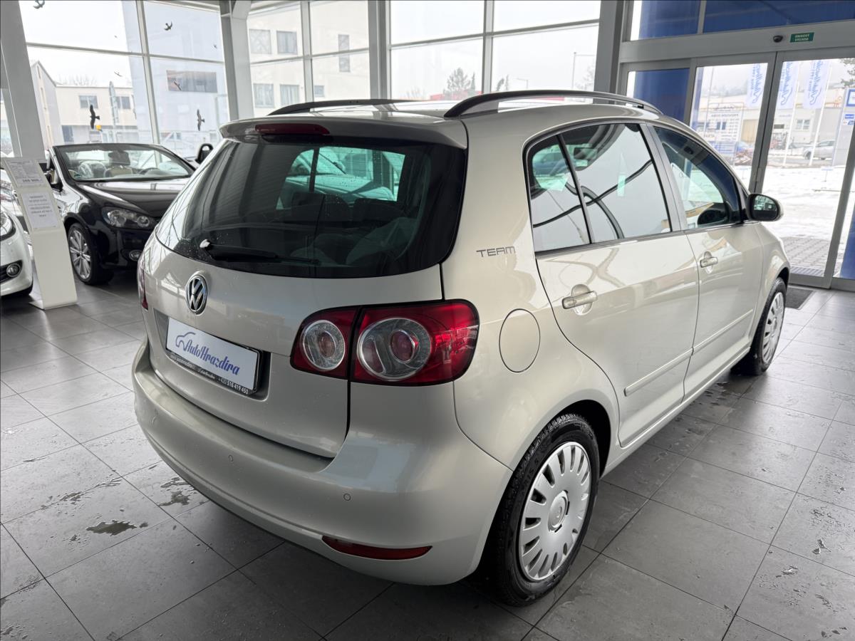 volkswagen-golf-plus-1-2-tsi-77kw-serviska - 5