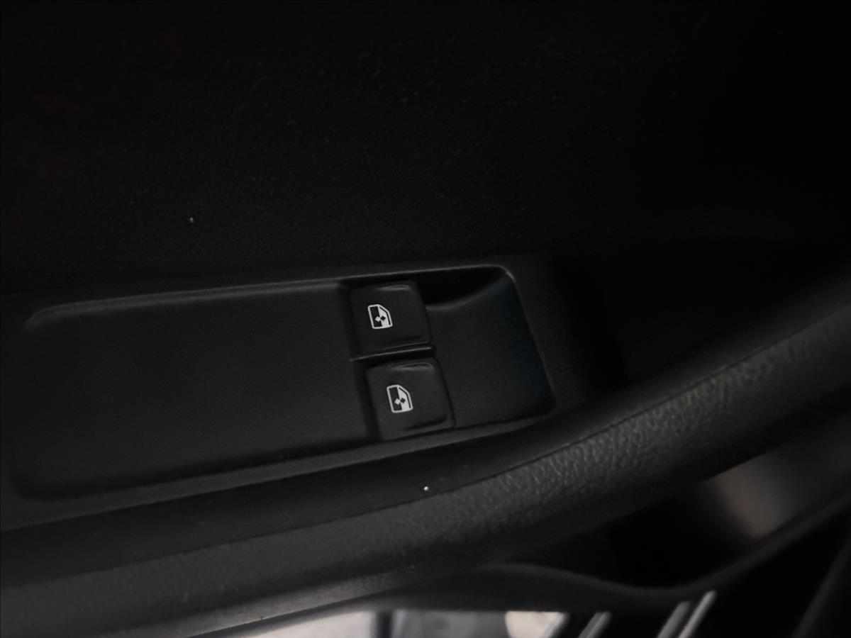 skoda-fabia-1-0-tsi-70kw - 9