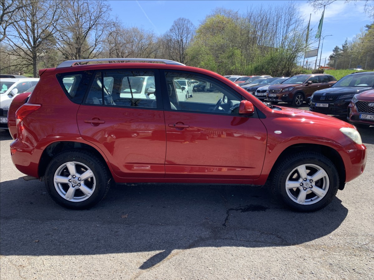toyota-rav4-2-0-i-4x4-cebia - 3