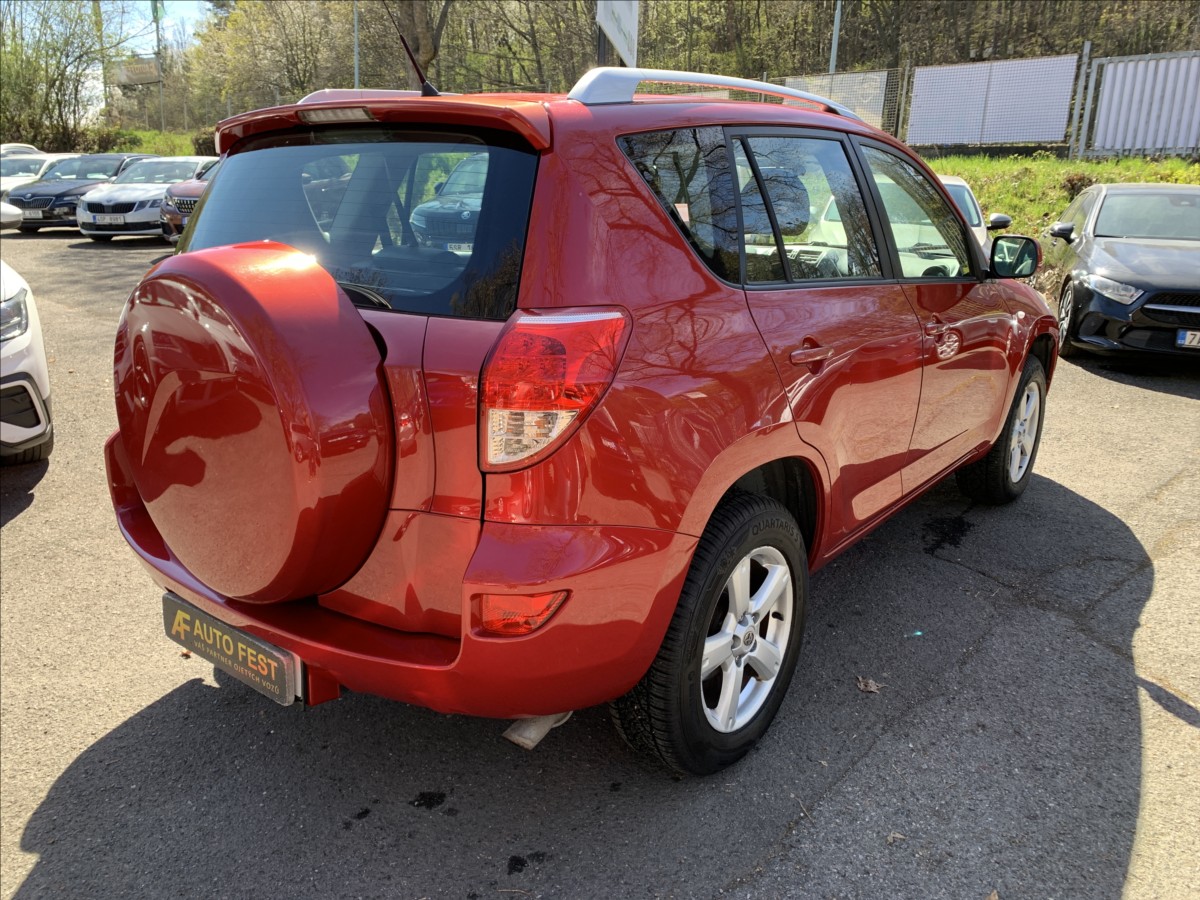toyota-rav4-2-0-i-4x4-cebia - 4