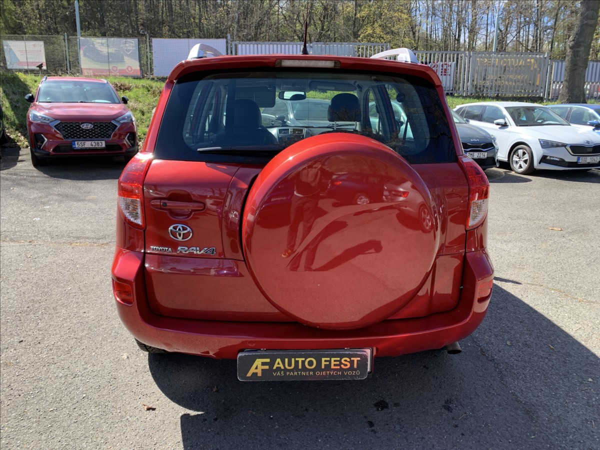 toyota-rav4-2-0-i-4x4-cebia - 5