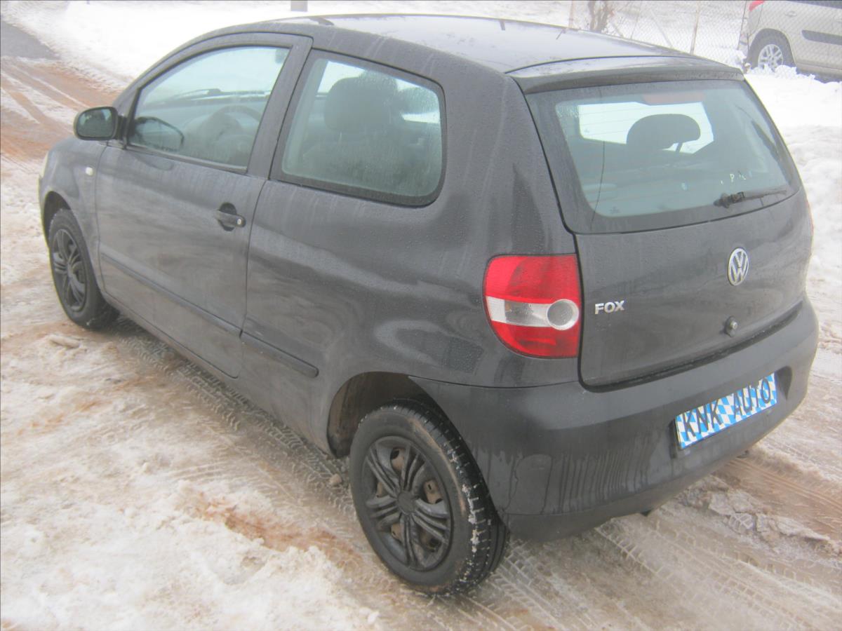 volkswagen-fox-1-2 - 3