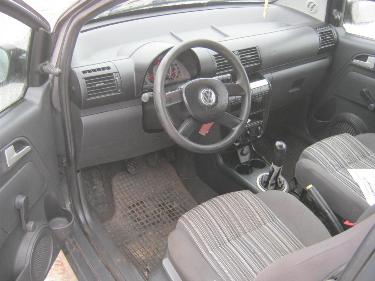volkswagen-fox-1-2 - 8