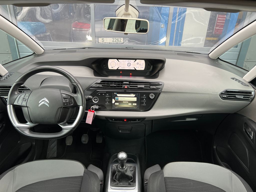 citroen-c4-picasso-1-6-hdi-116k-servis-zaruka - 2