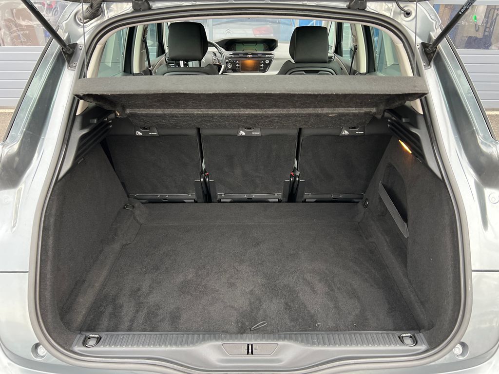 citroen-c4-picasso-1-6-hdi-116k-servis-zaruka - 5