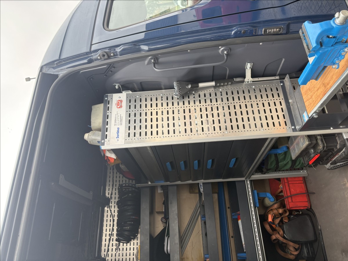 mercedes-benz-sprinter-2-0-315-cdi-ka - 3