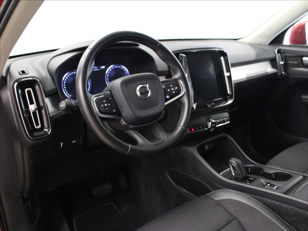 volvo-xc40-2-0-t5-182kw-awd-zanovni - 9