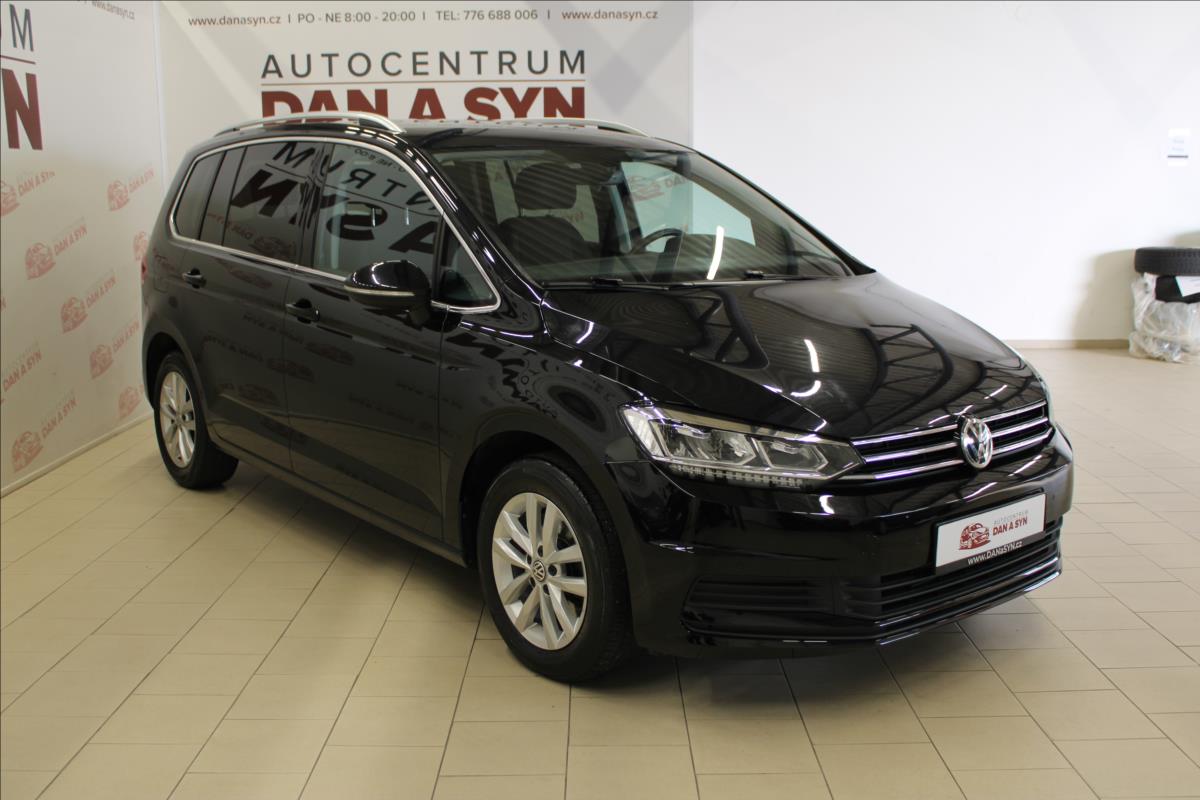 volkswagen-touran-1-5-tsi-110kw-highline-dsg-cz - 2