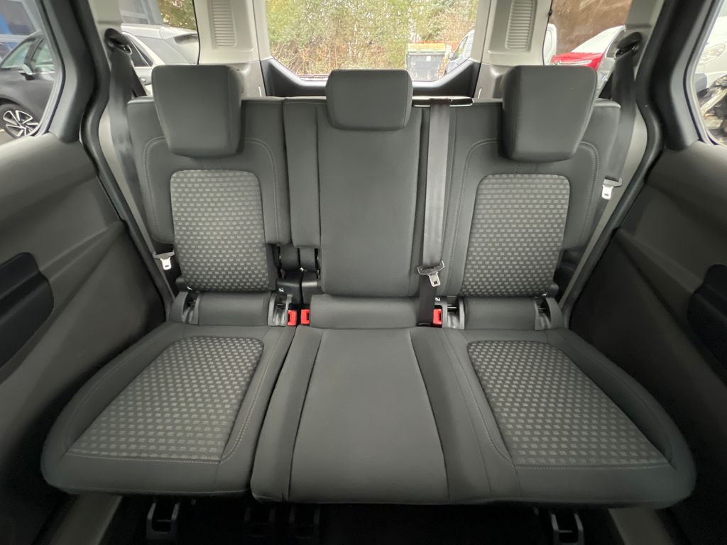 ford-tourneo-connect-1-5-tdci-120k-servis-zaruka - 6