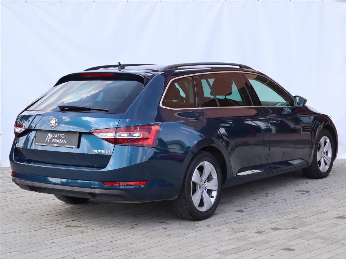 skoda-superb-2-0-tdi-kessy-frontassist-parkassist - 5