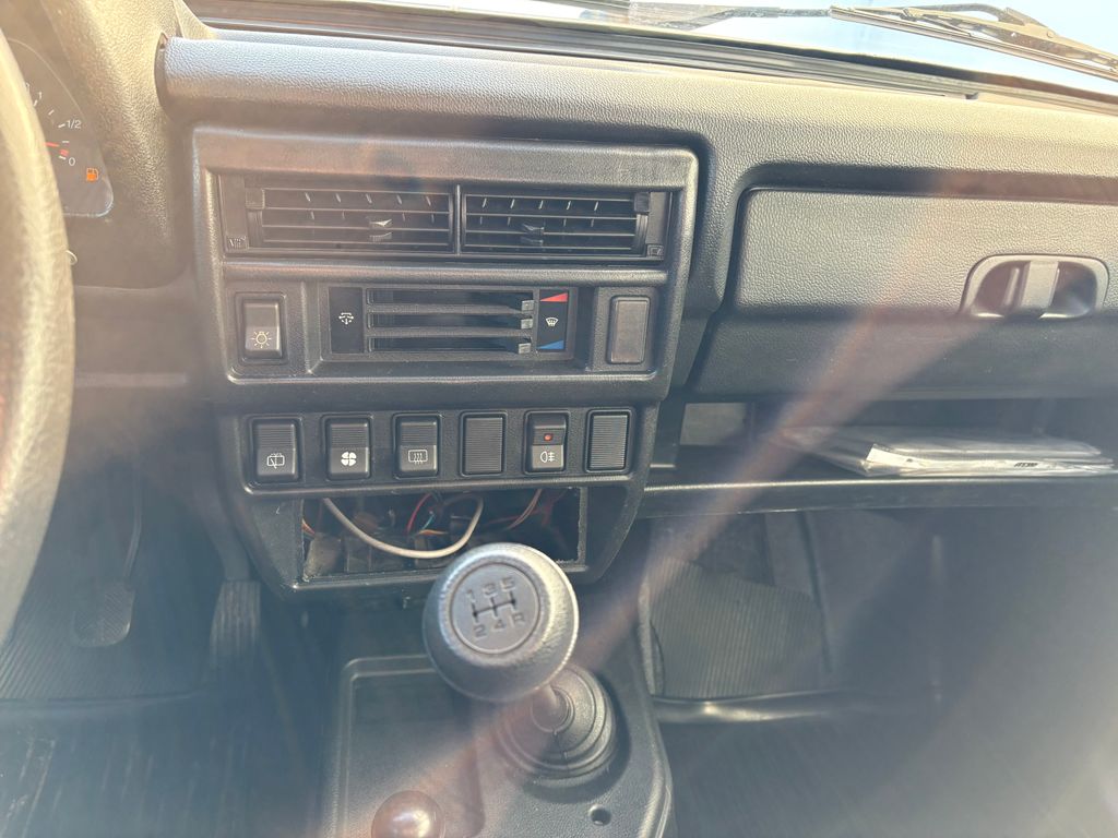 lada-niva-1-7-61kw-4x4-tazne - 8