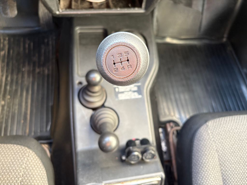 lada-niva-1-7-61kw-4x4-tazne - 9