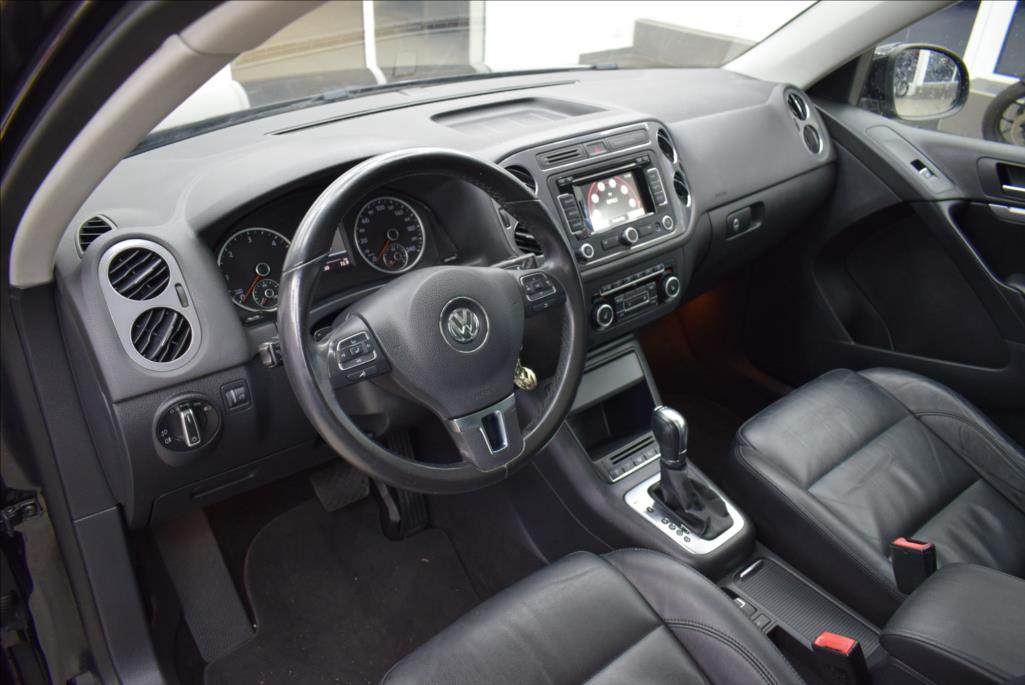 volkswagen-tiguan-2-0-tdi-sport-style-dsg-xen - 8