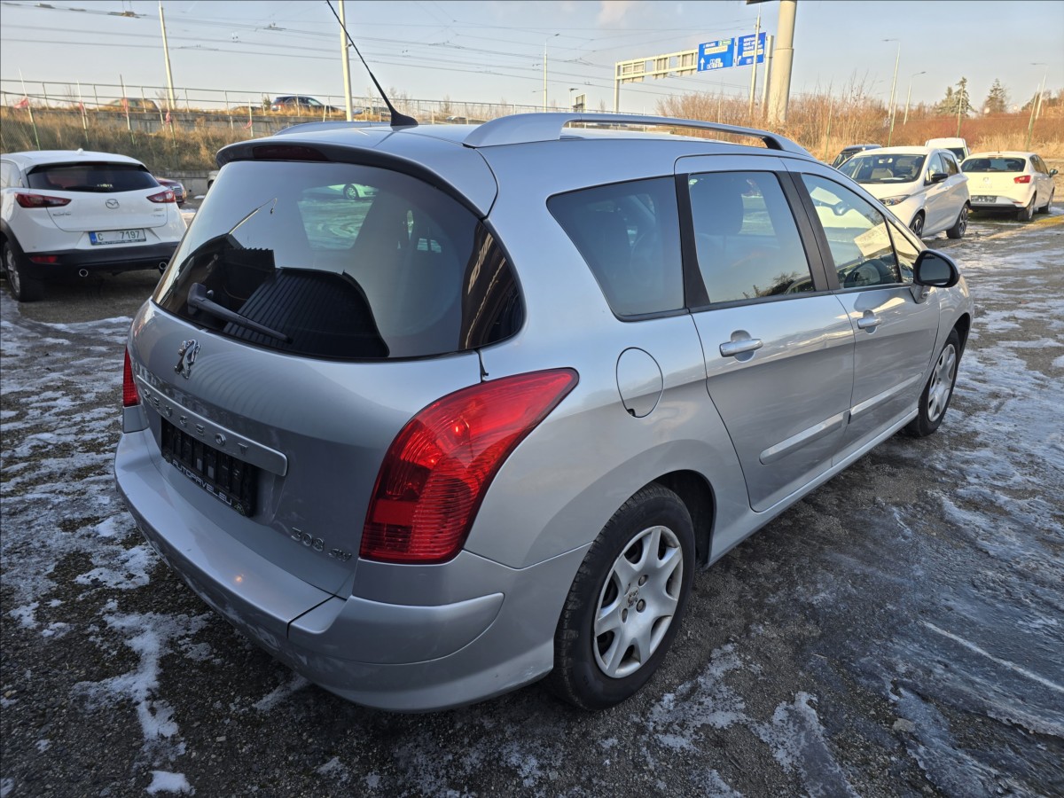 peugeot-308-1-6-hdi-sw - 4