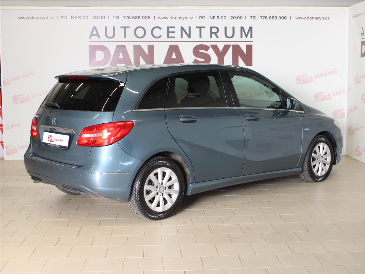 mercedes-benz-tridy-b-1-6-automat - 3