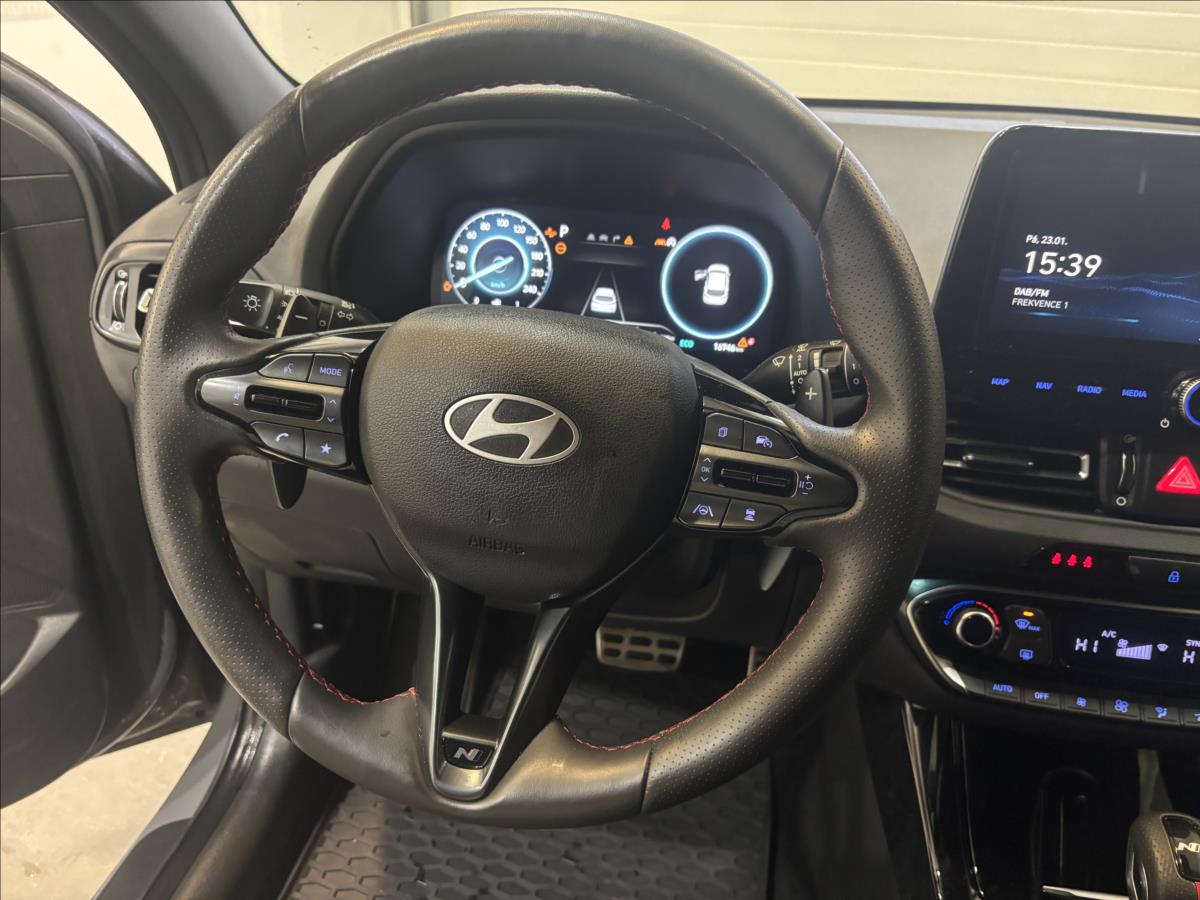 hyundai-i30-1-5-t-gdi-dct-n-l-line-103kw - 9