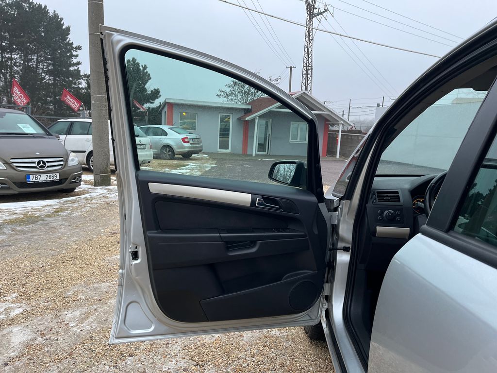 opel-zafira-1-9cdti-88kw-7-mist - 9