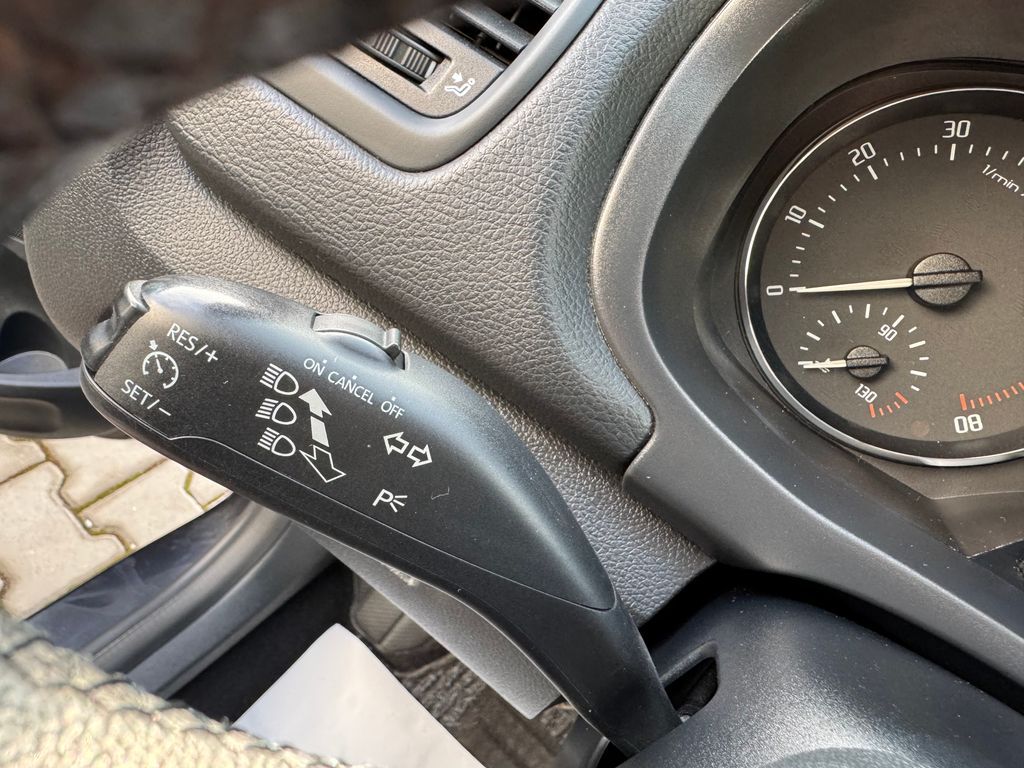 skoda-roomster-1-2-tsi-style - 8