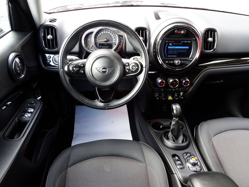 mini-countryman-cooper-1-5-se-all4-a-t-hybrid - 6