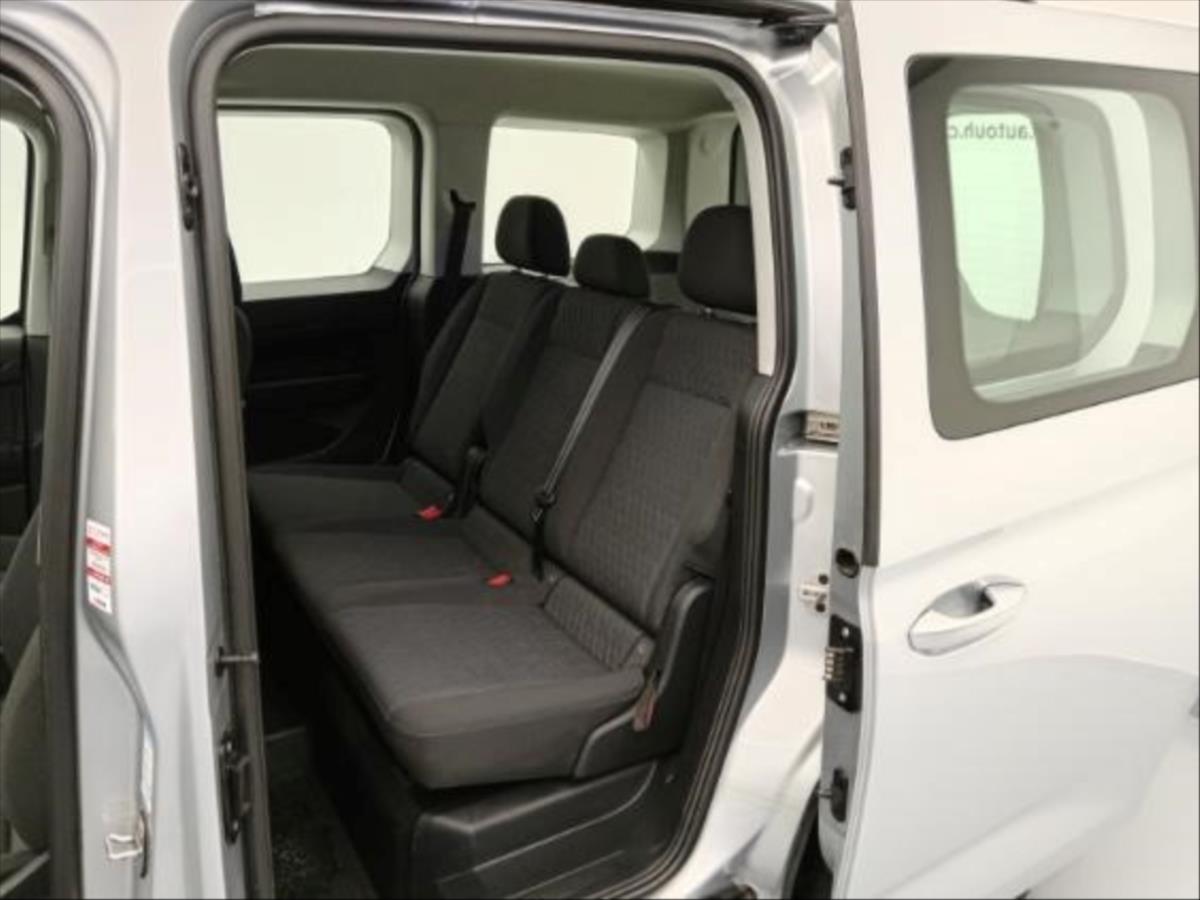volkswagen-caddy-life-1-5-tsi - 9