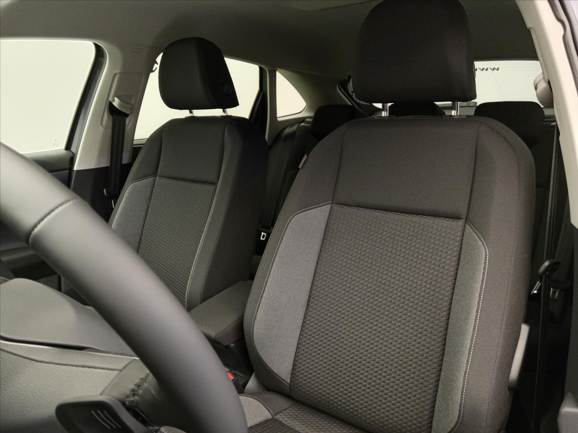 volkswagen-taigo-1-0-tsi-85kw-7dsg-people - 9