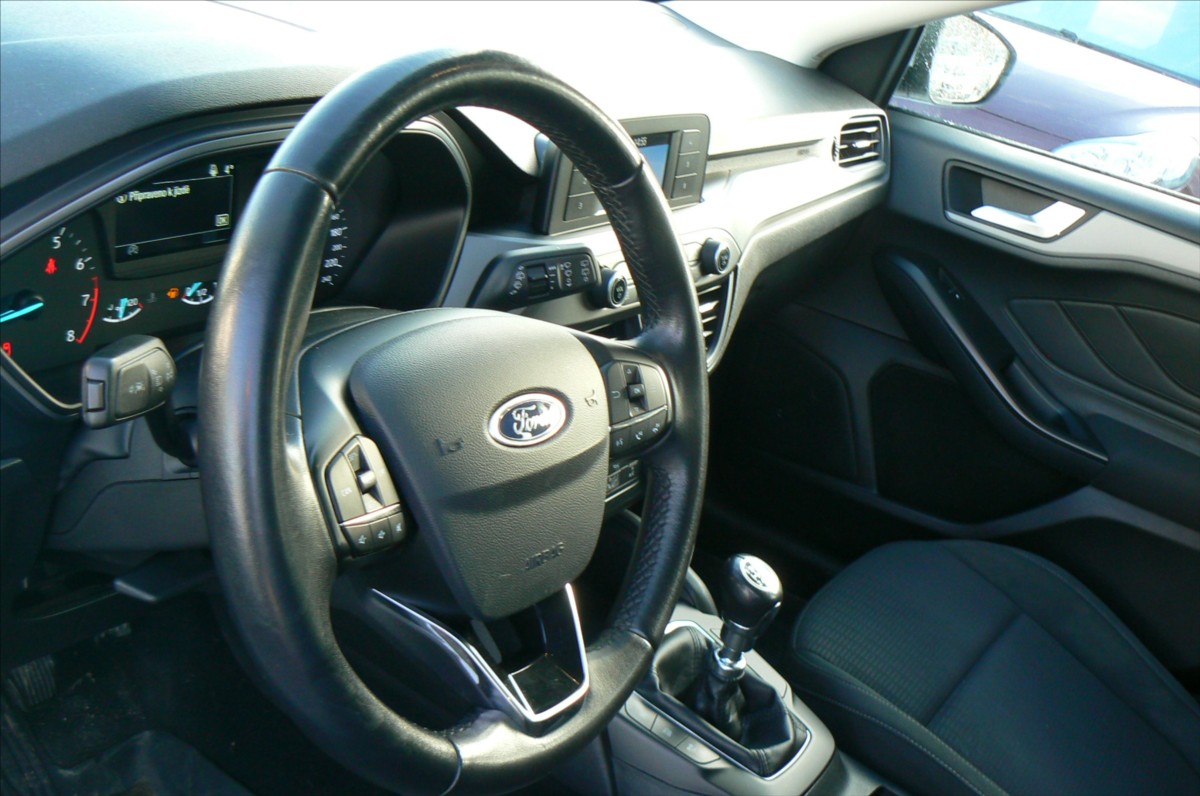 ford-focus-1-0-ecoboost-combi-dph - 8