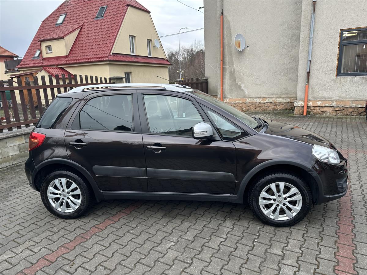 suzuki-sx4-1-6-4x4-style-tazne - 1