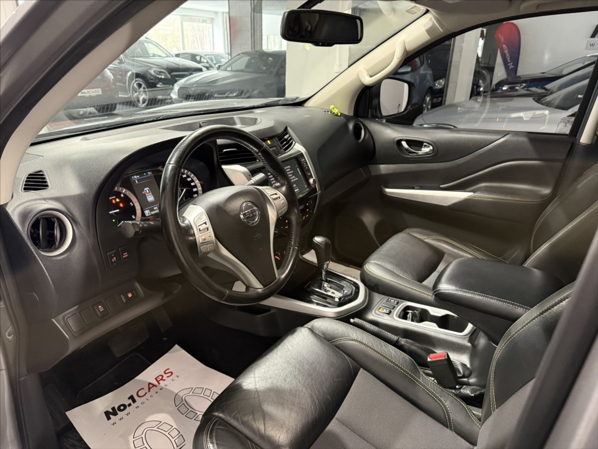 nissan-navara-2-3-d-tekna-at-double-dph - 6