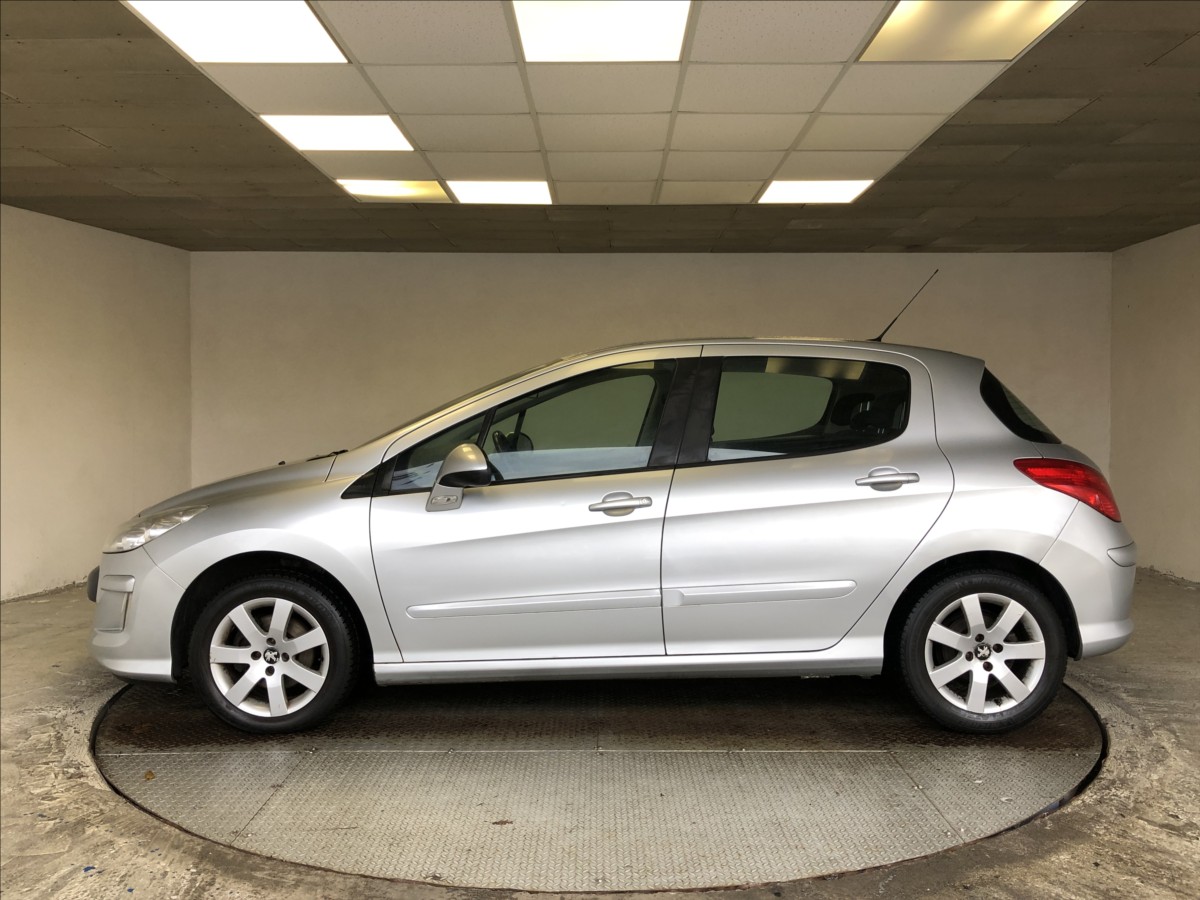 peugeot-308-1-6-16v - 3