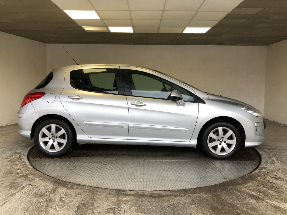 peugeot-308-1-6-16v - 7