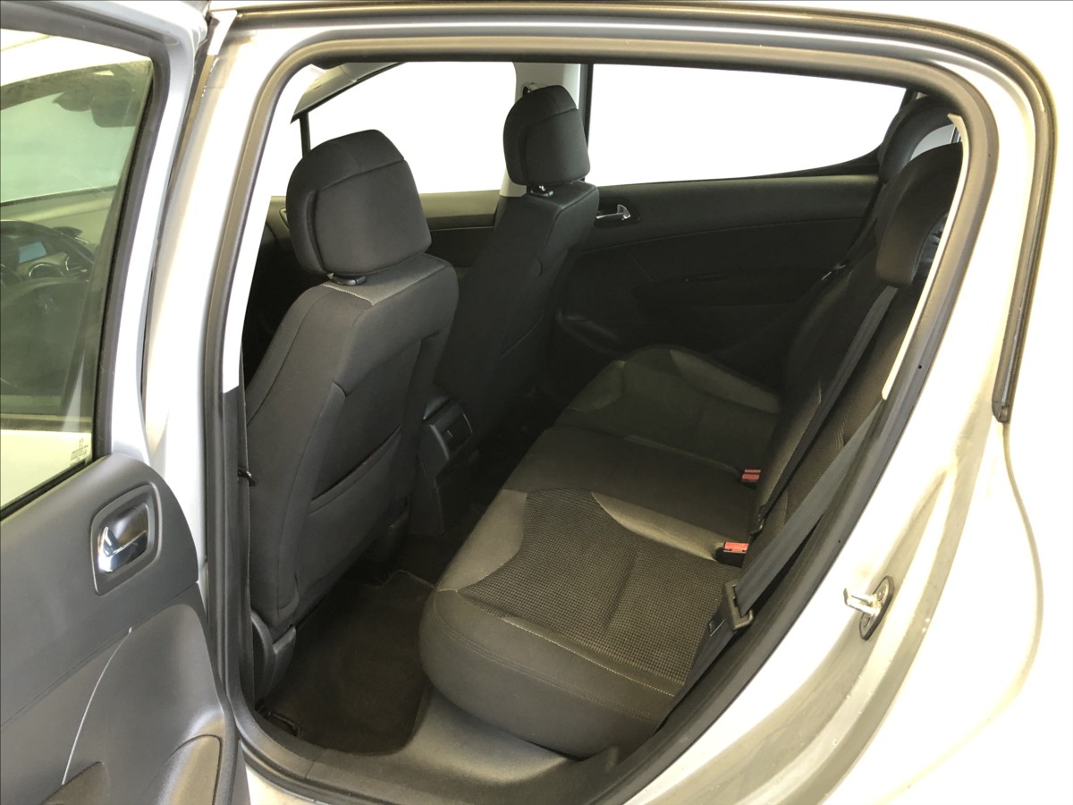 peugeot-308-1-6-16v - 9